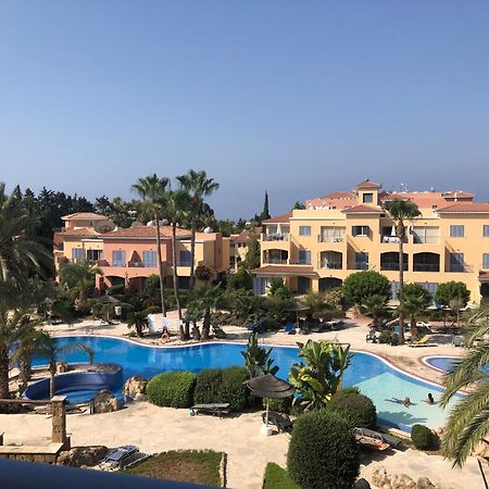 Limnaria Gardens - 1 Bedroom, Sunny Apartment With Stunning Pool Views Paphos Eksteriør bilde