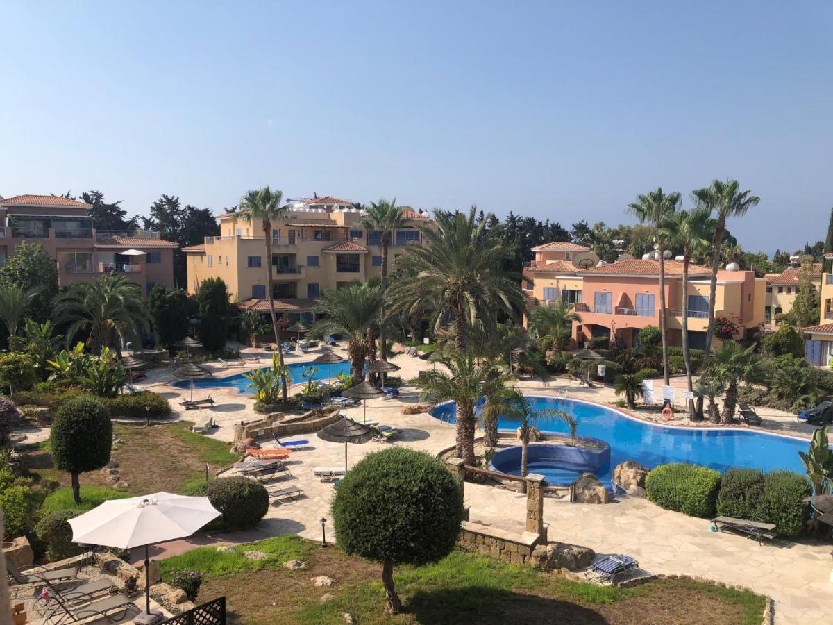 Limnaria Gardens - 1 Bedroom, Sunny Apartment With Stunning Pool Views Paphos Eksteriør bilde