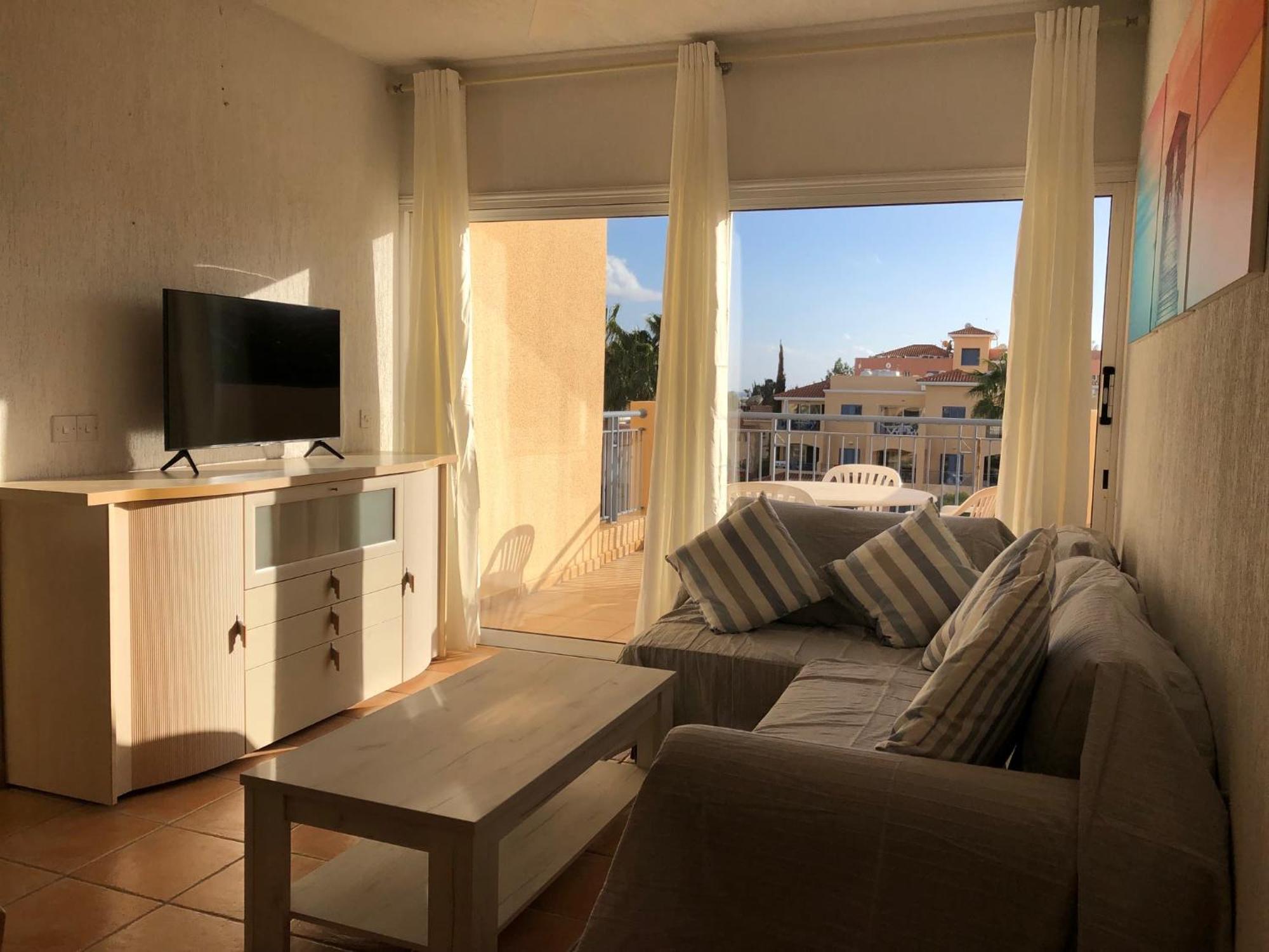 Limnaria Gardens - 1 Bedroom, Sunny Apartment With Stunning Pool Views Paphos Eksteriør bilde